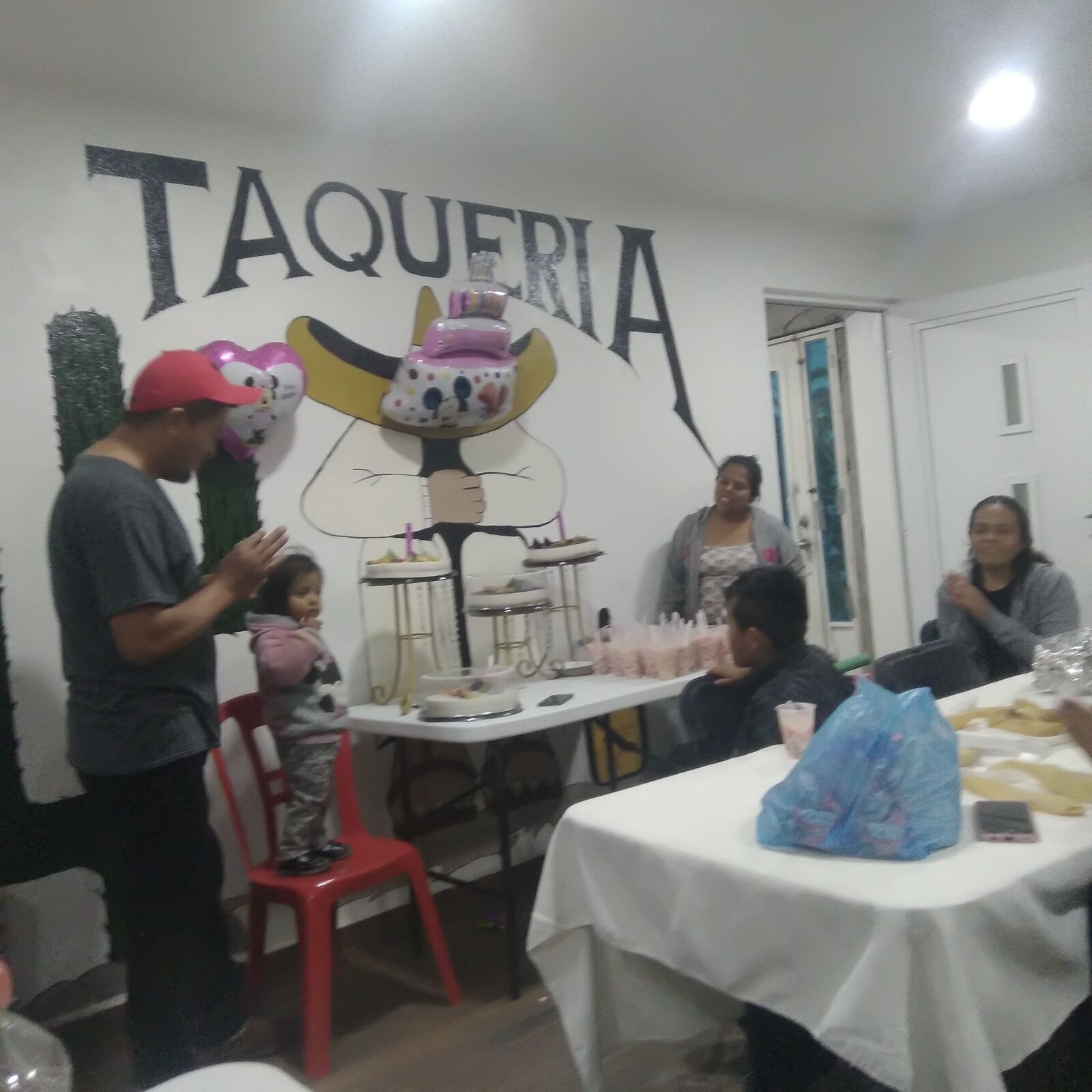 TAQUERÍA MARCOS image 5