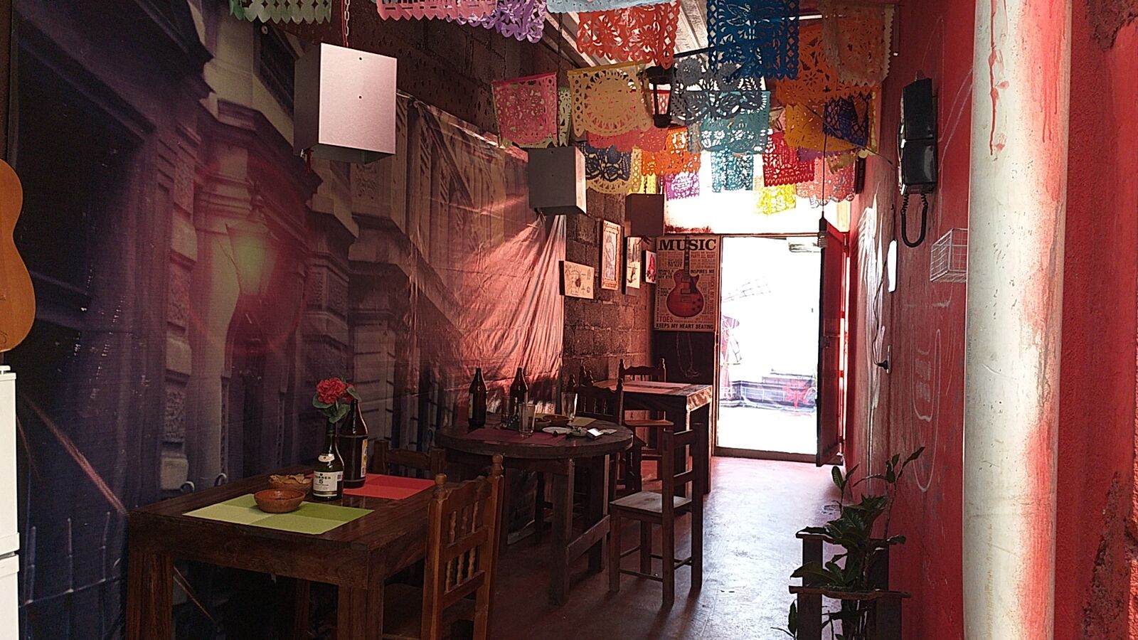 La luciernaga restaurant cafe bar image 3