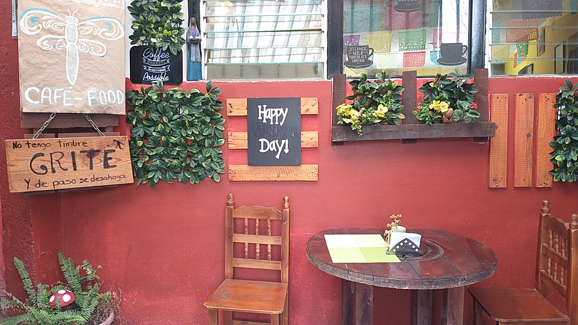 La luciernaga restaurant cafe bar image 5