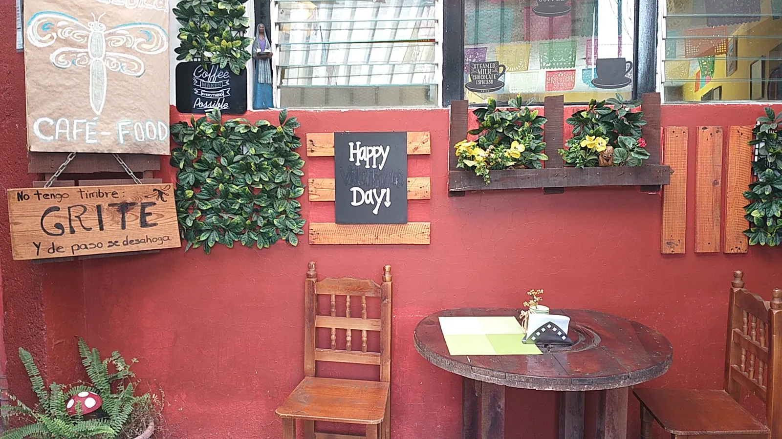 La luciernaga restaurant cafe bar image 5