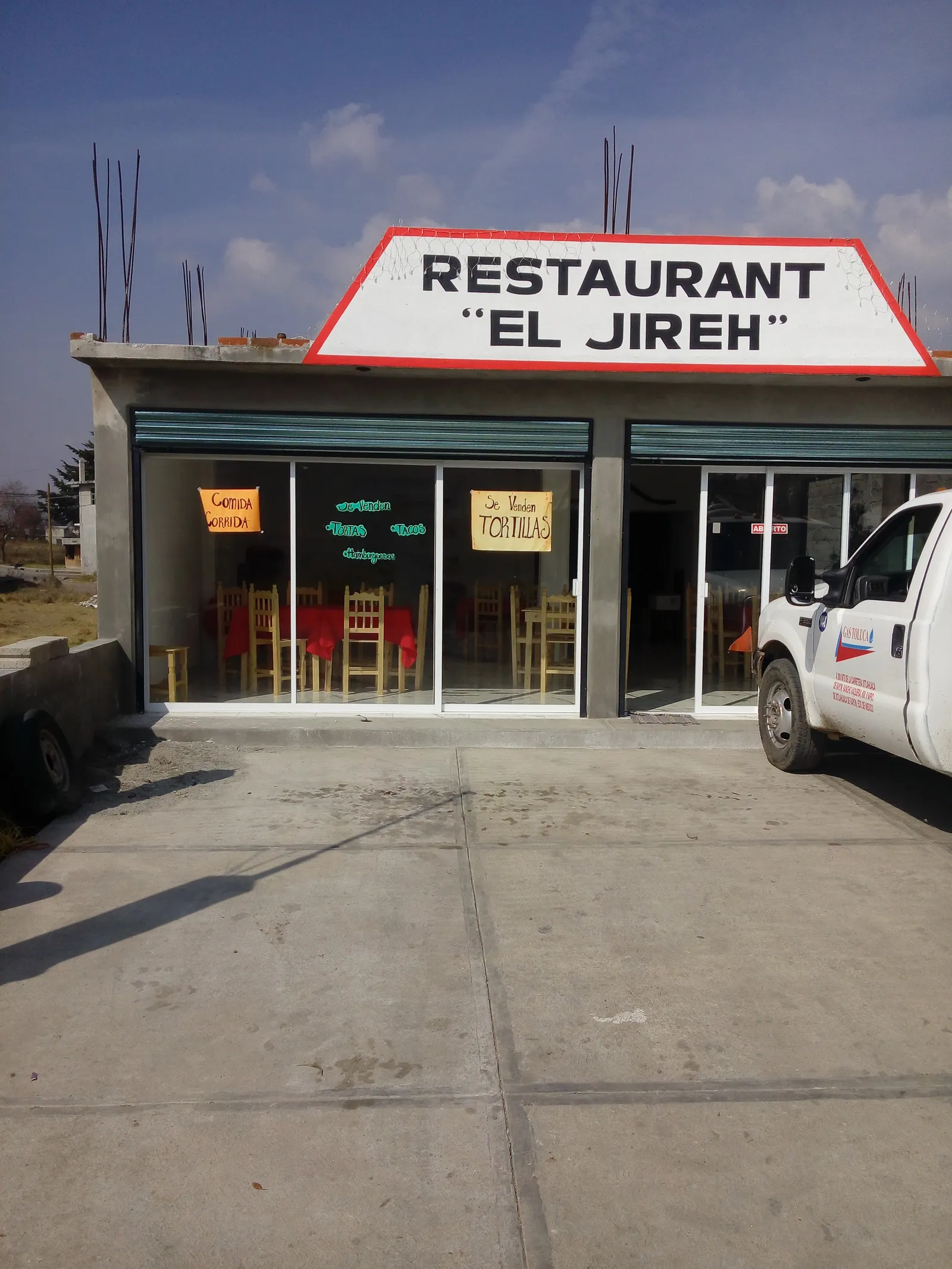 Restaurant "El JIREH" image 6