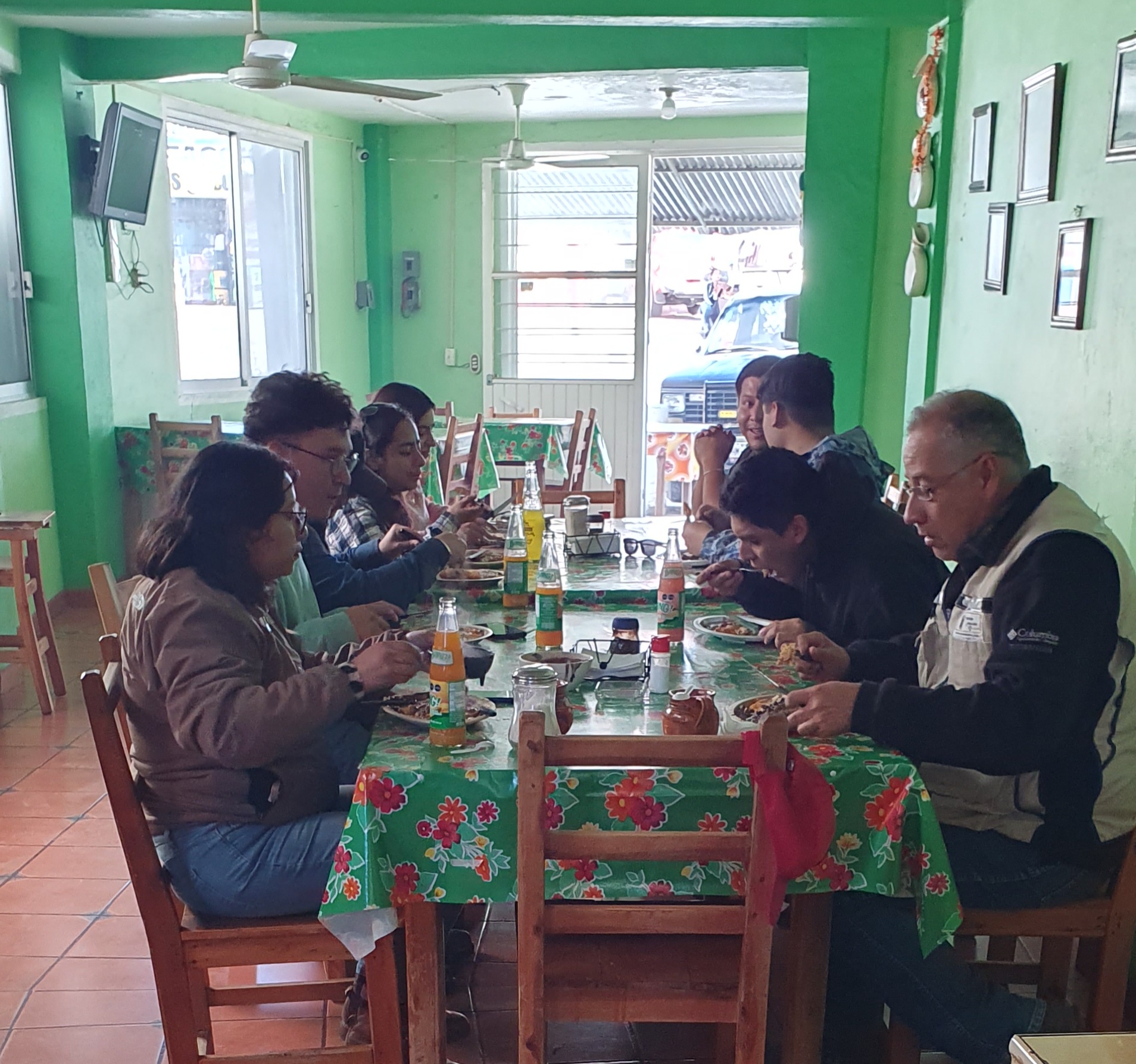 COMEDOR MELA image 1