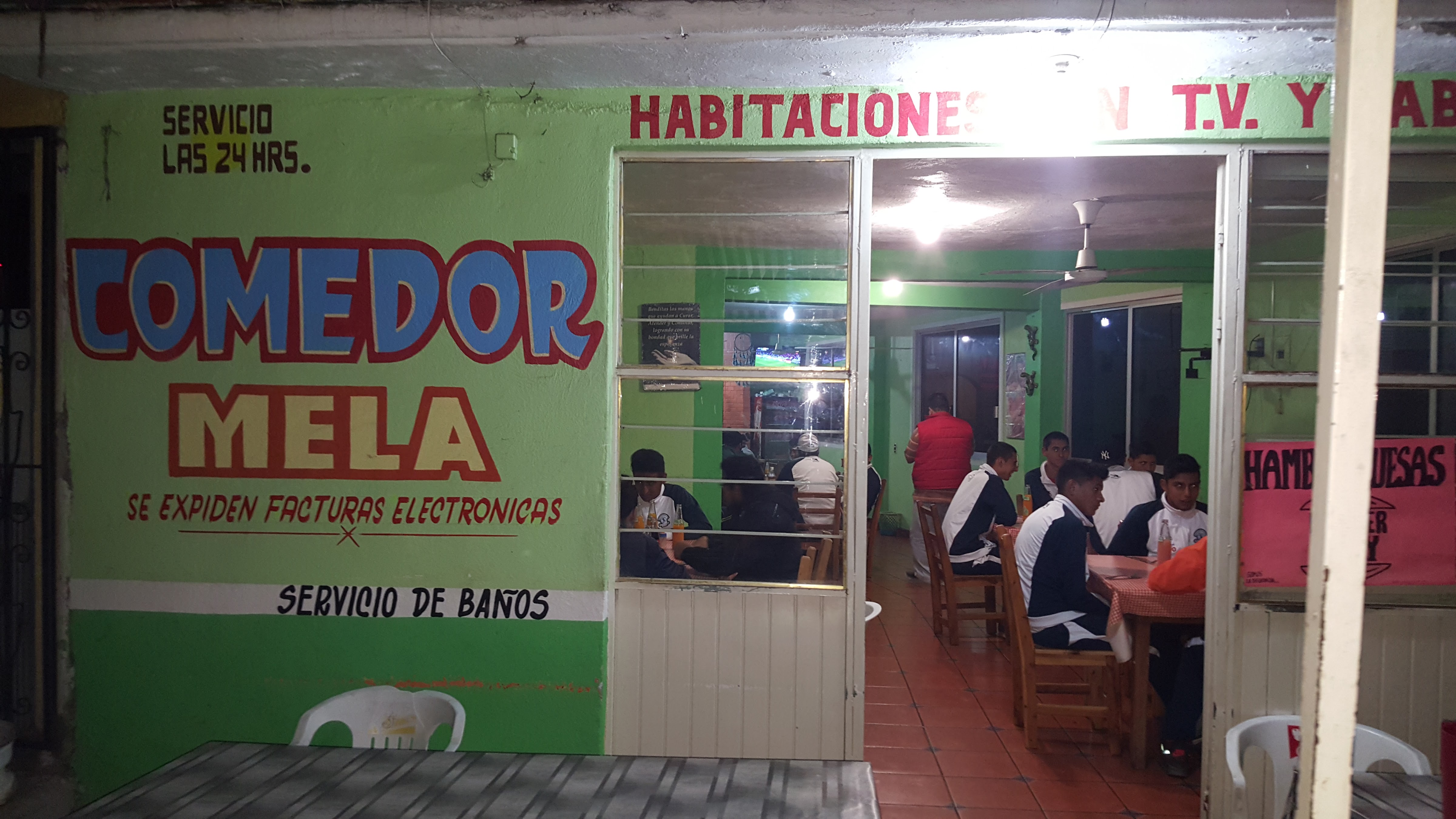 COMEDOR MELA image 6