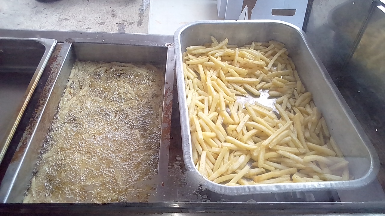 LA JOYA Y POLLOS LARA image 3