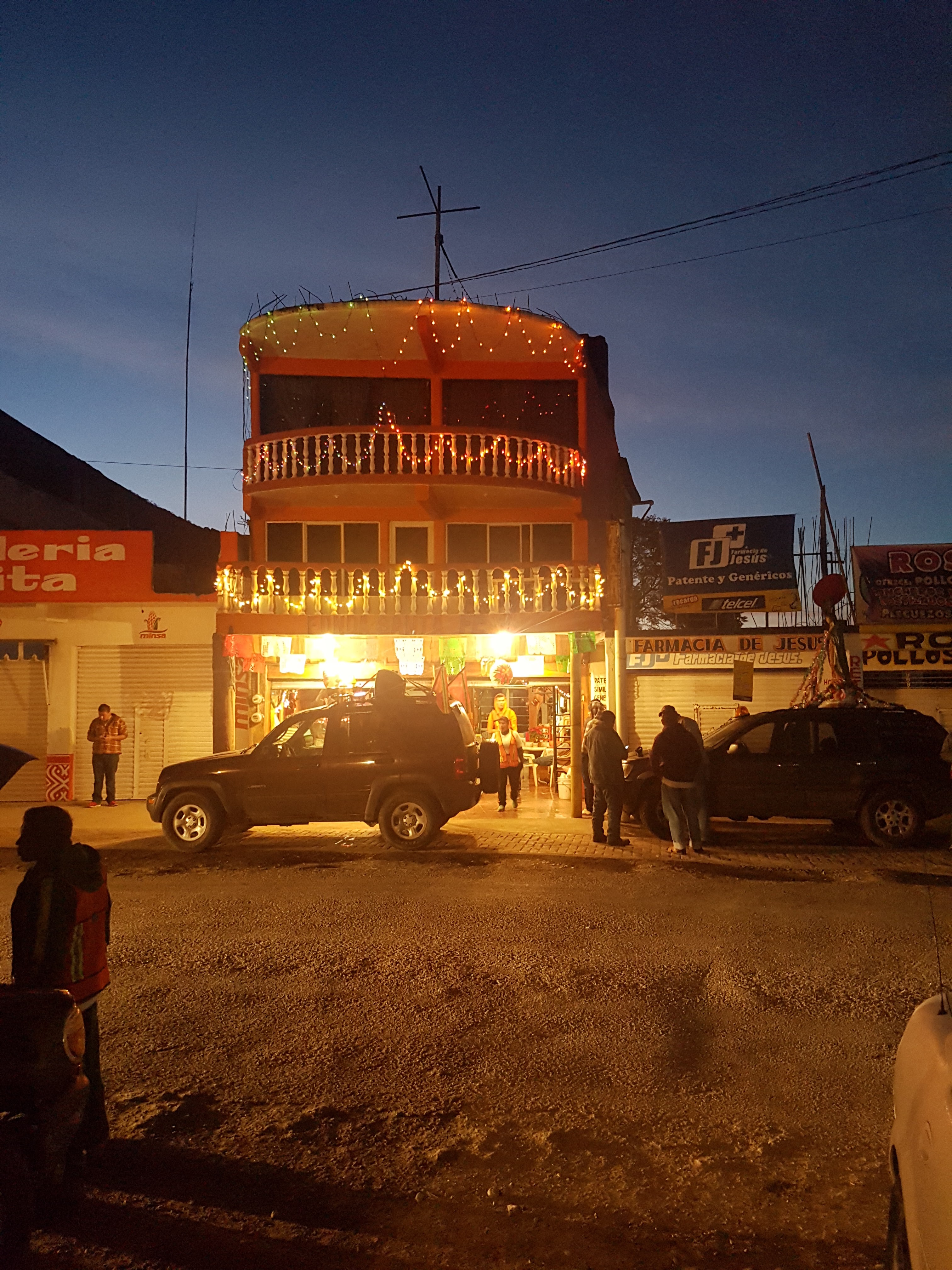 Fonda Santa Fe 2 image 9