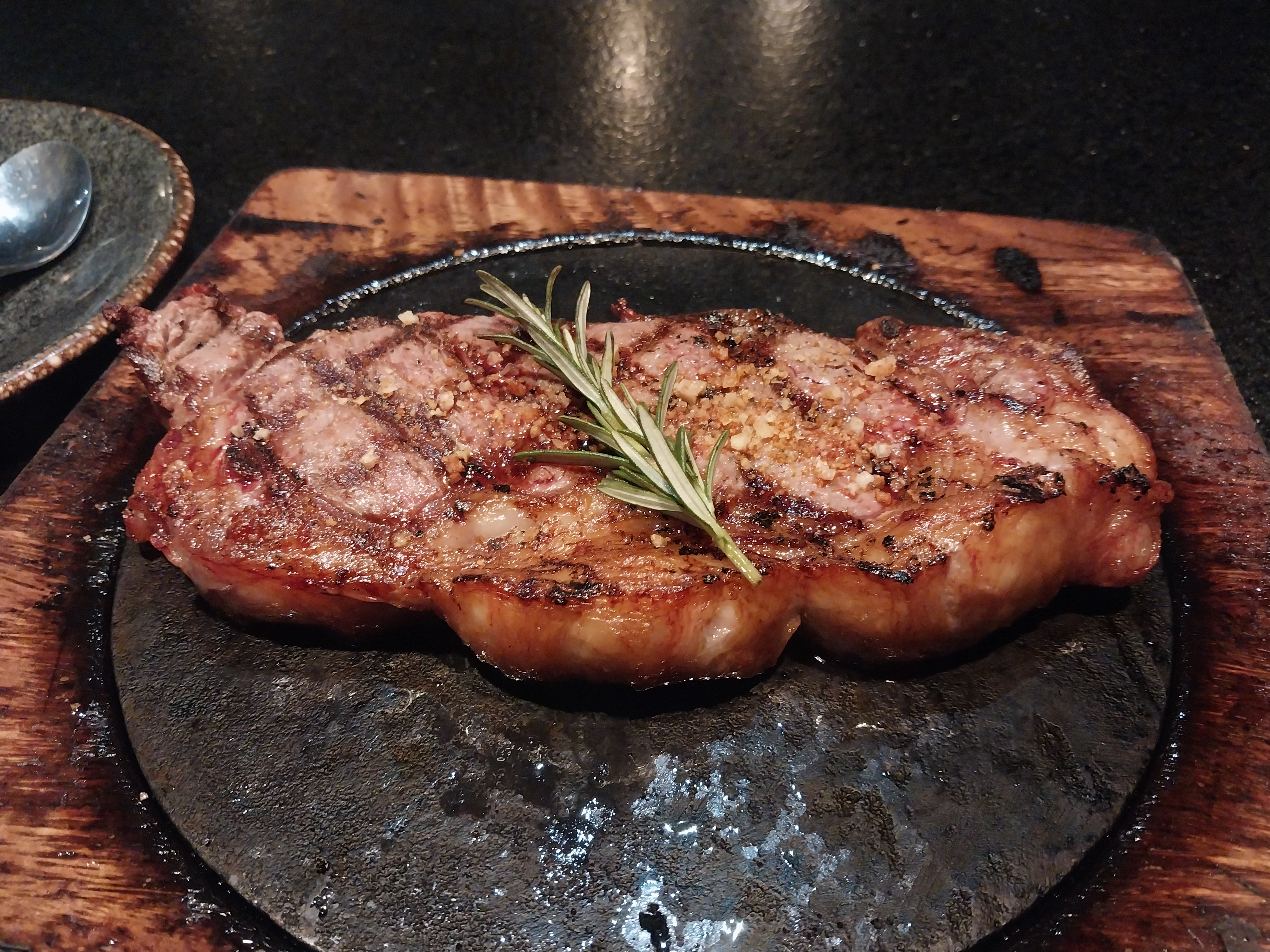 Vicente asador de brasa Steakhouse image 3