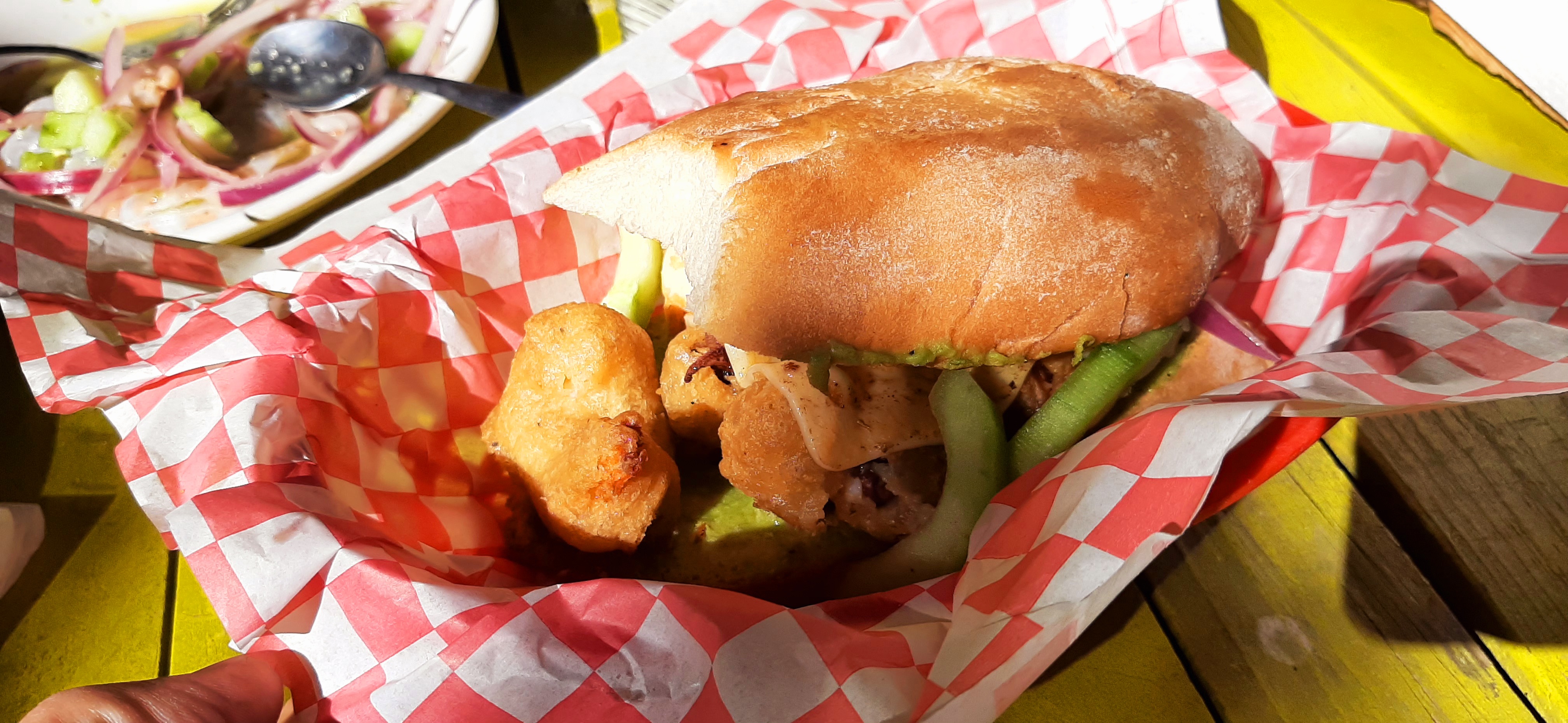 Las Guacamayas image 7