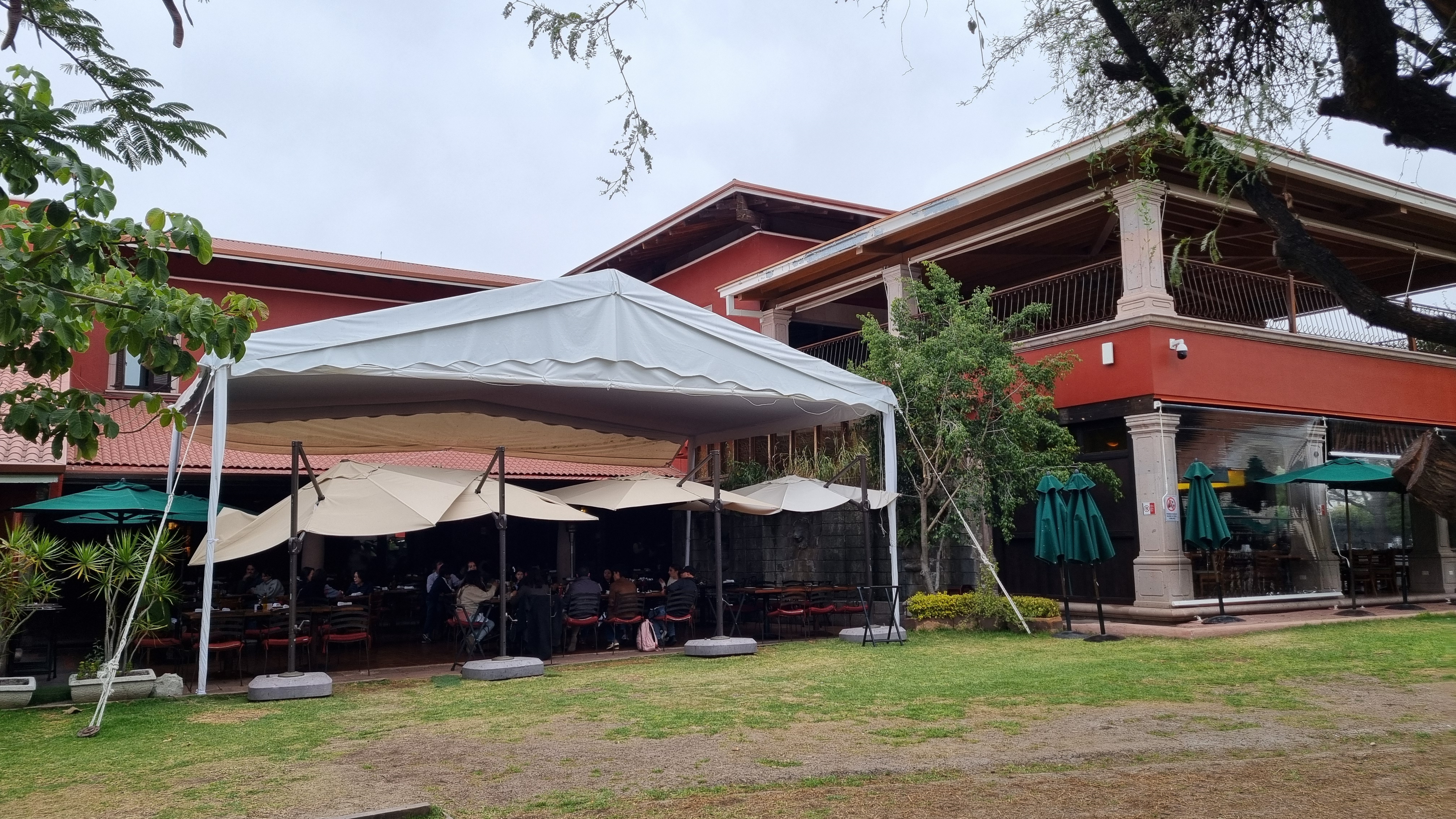 Emilia Grill image 4