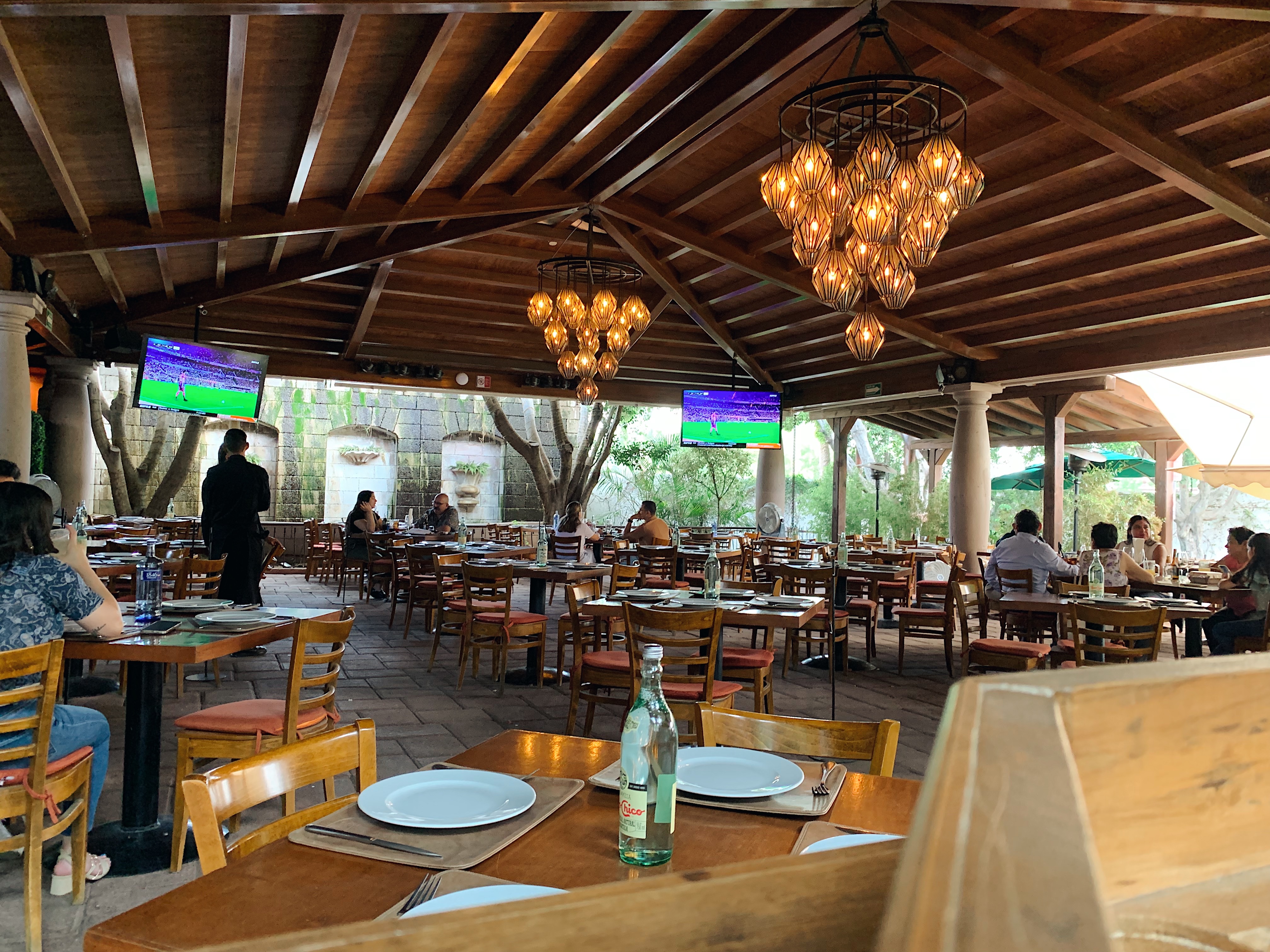 Emilia Grill image 6