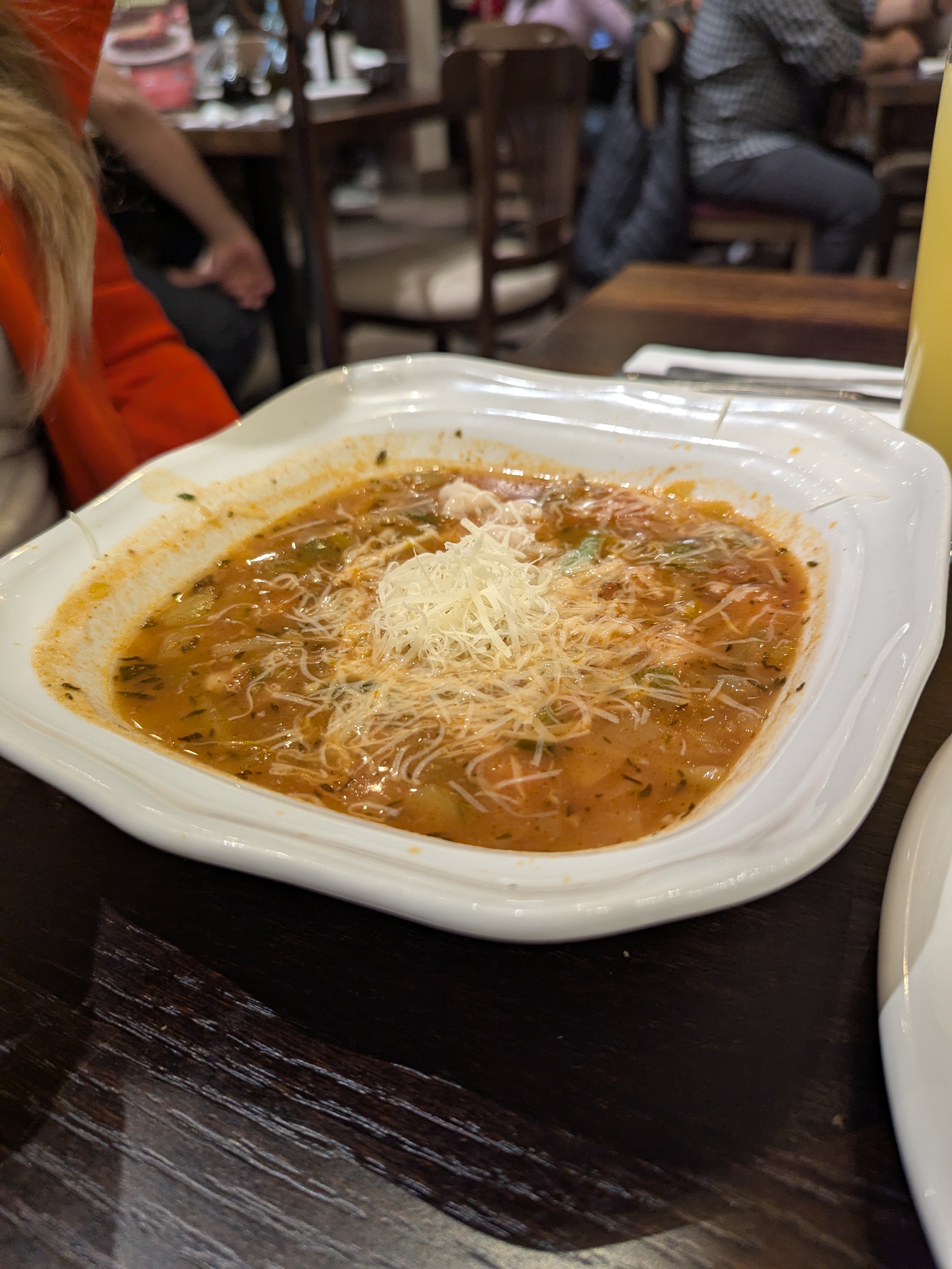 Italianni's Antea Querétaro image 8