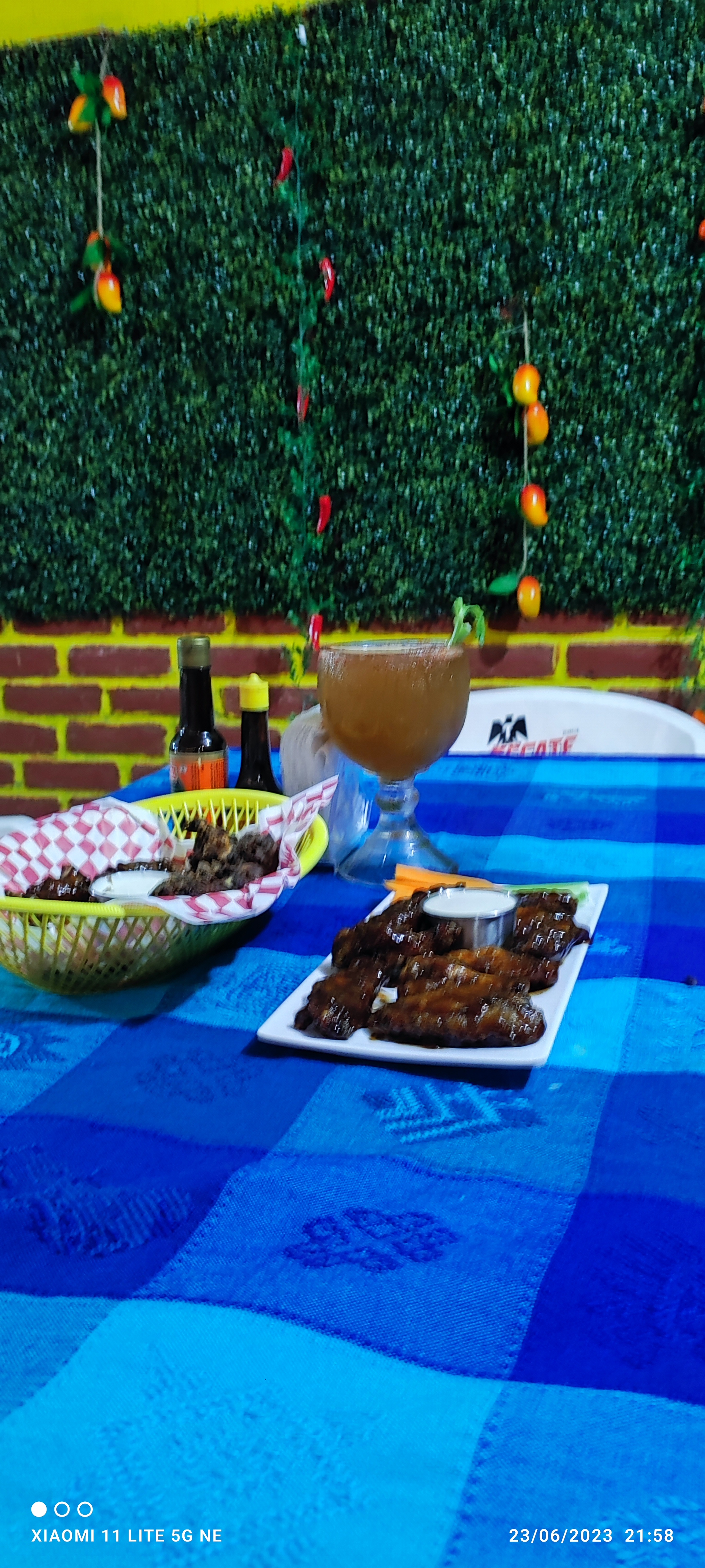 Marisquería, wings y salón de eventos Chelita image 9