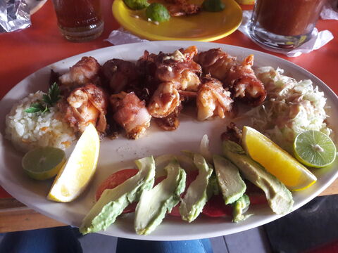 Mariscos El Conchal Pacoy image 1