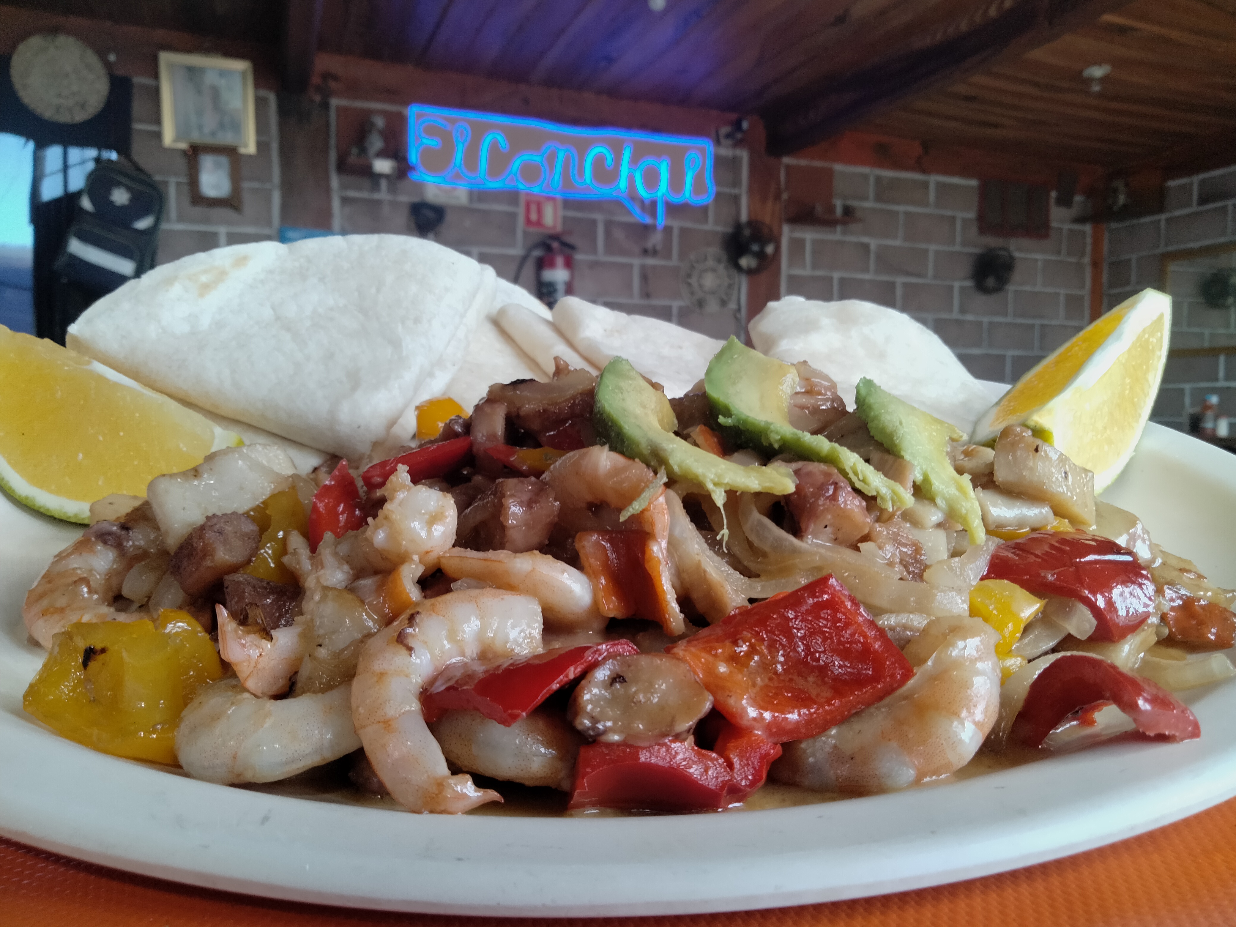 Mariscos El Conchal Pacoy image 5