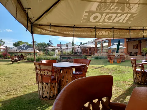 El Rincón Brujo Terraza Jardín image 1