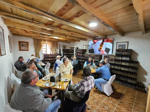 Cervecería Carbonera image 1