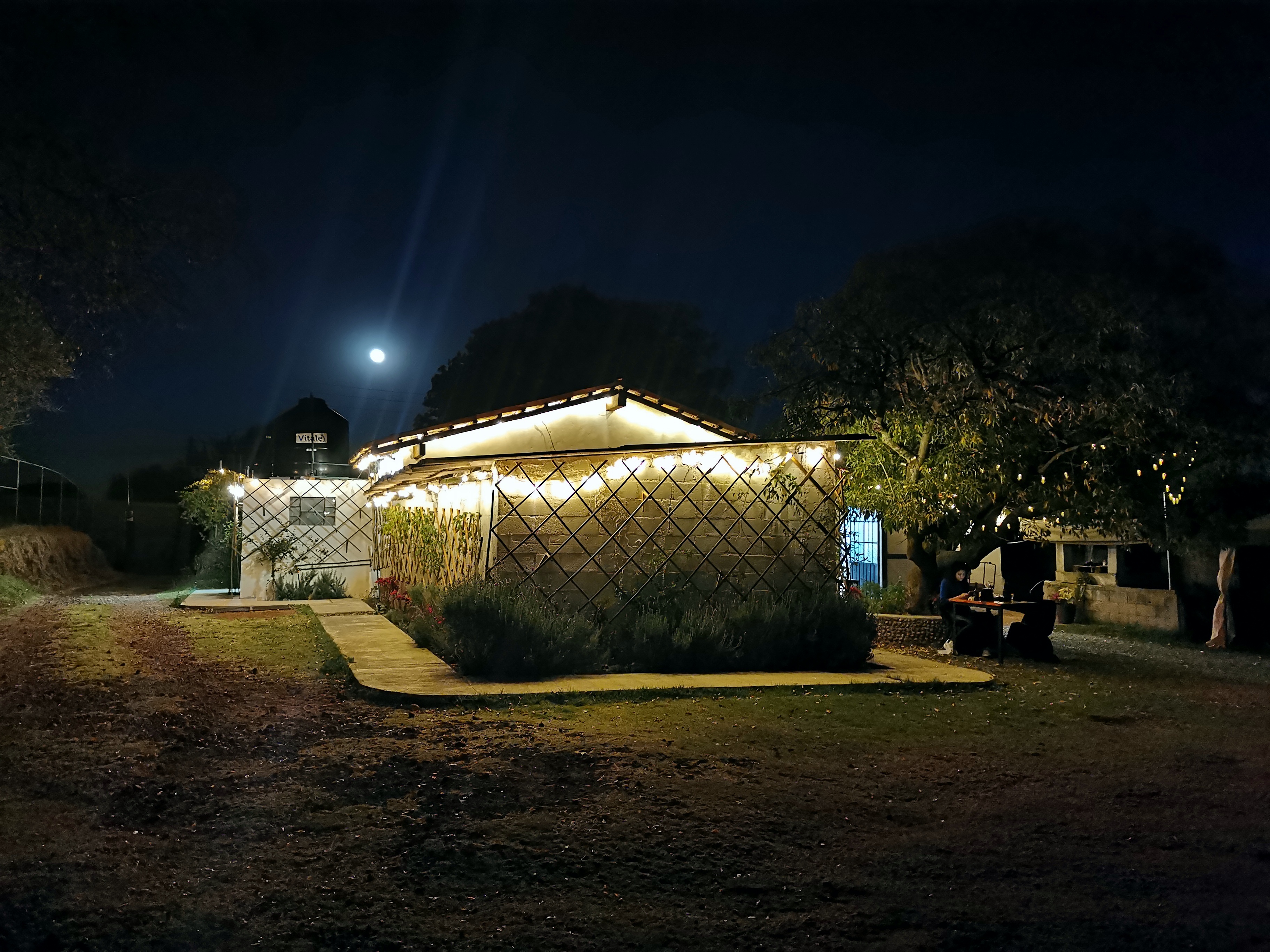 Cervecería Carbonera image 7