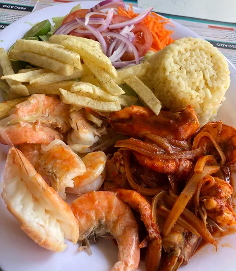 La Piña Restaurant image 2