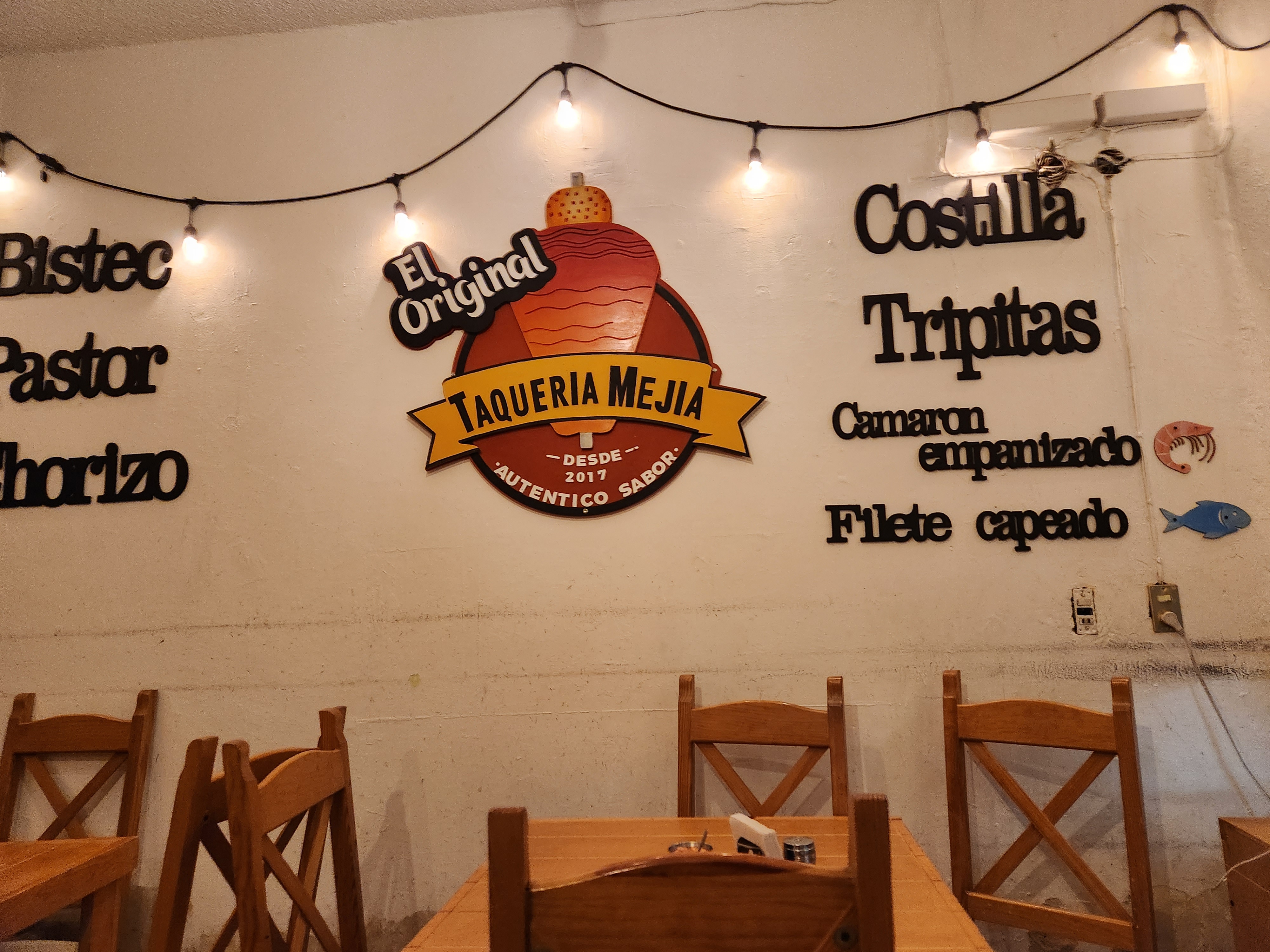 Taquería Mejía image 2