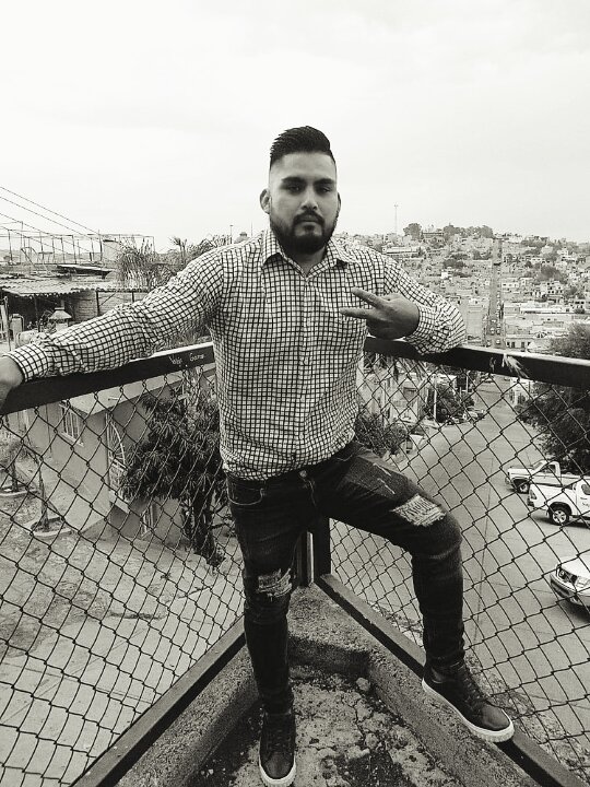 Maricos El Chóngoro image 2