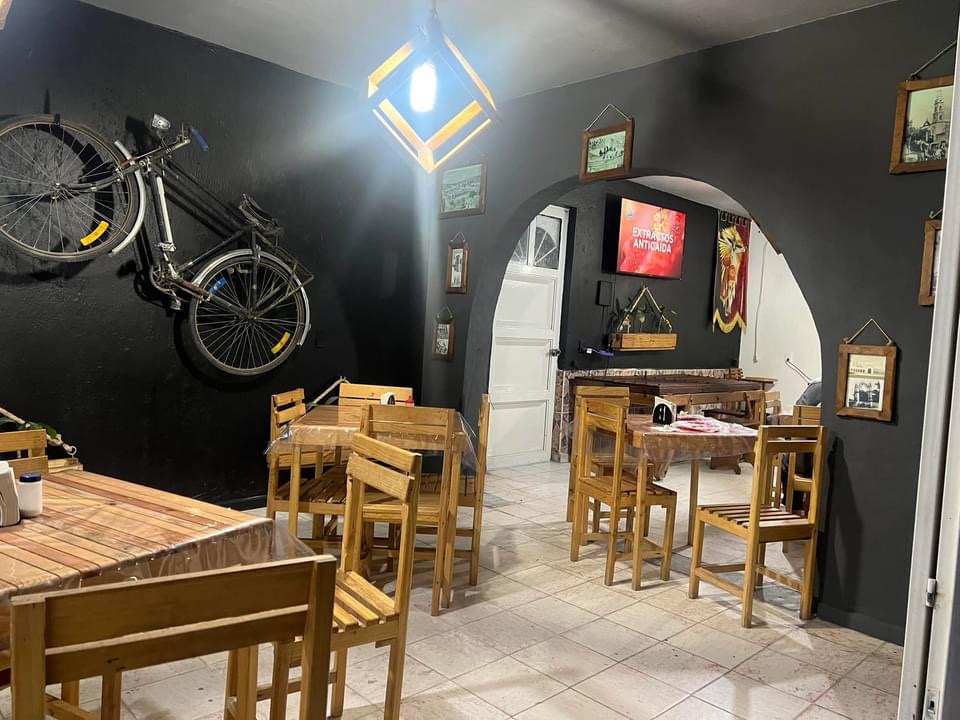 Taqueria El Cuchas image 1