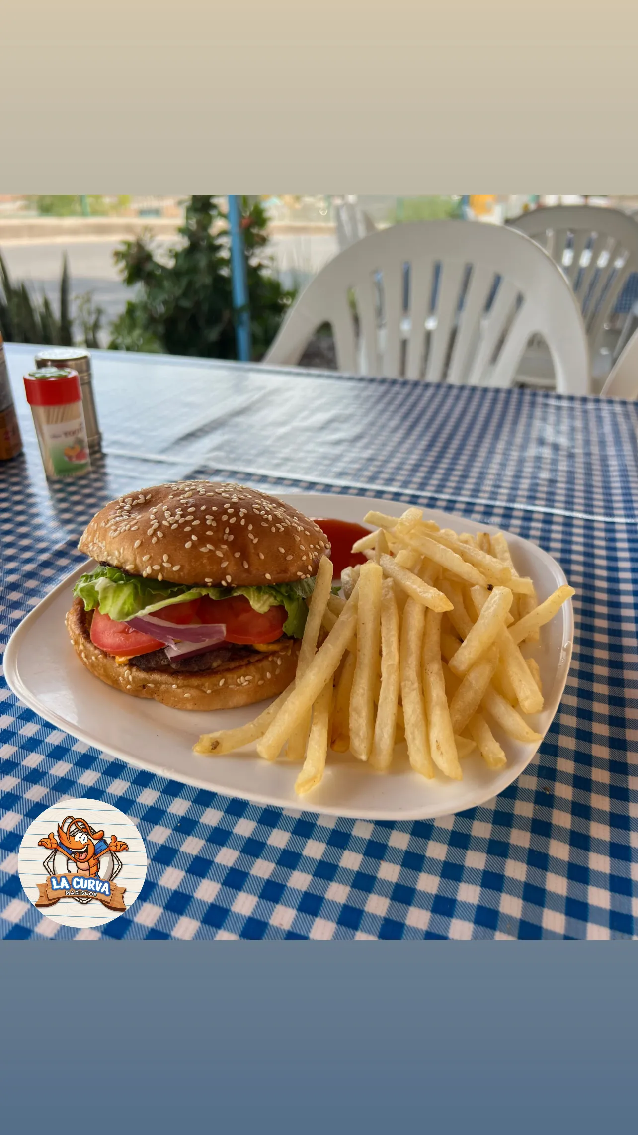 Mariscos La Curva image 3