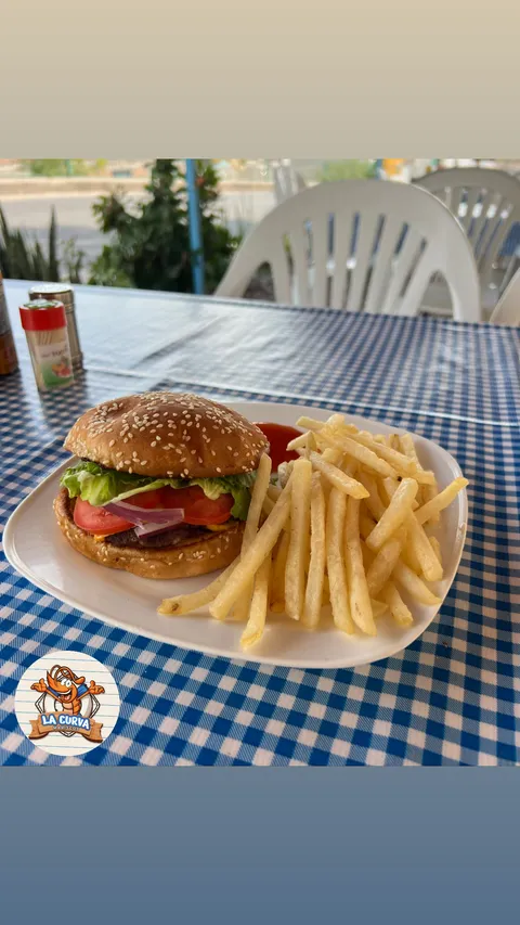 Mariscos La Curva image 3