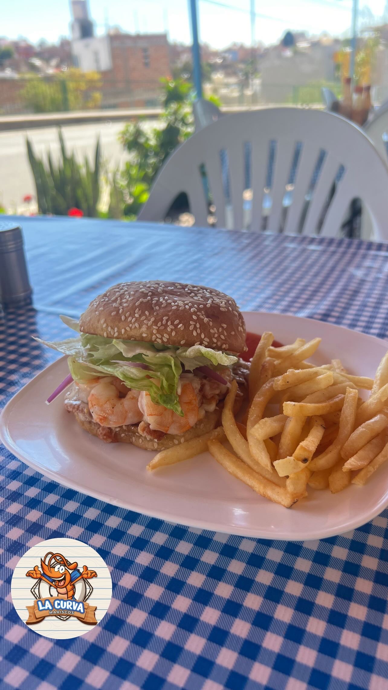 Mariscos La Curva image 8