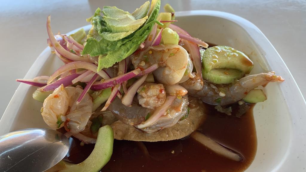 Mariscos La Curva image 9