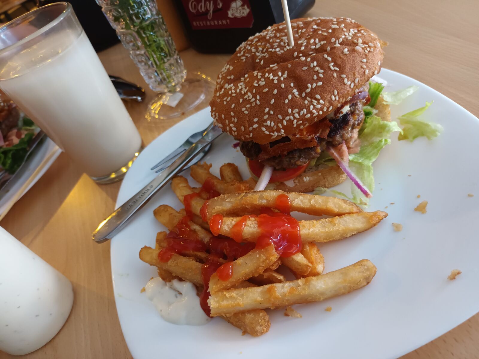 Edy's Pizza Restaurant image 2