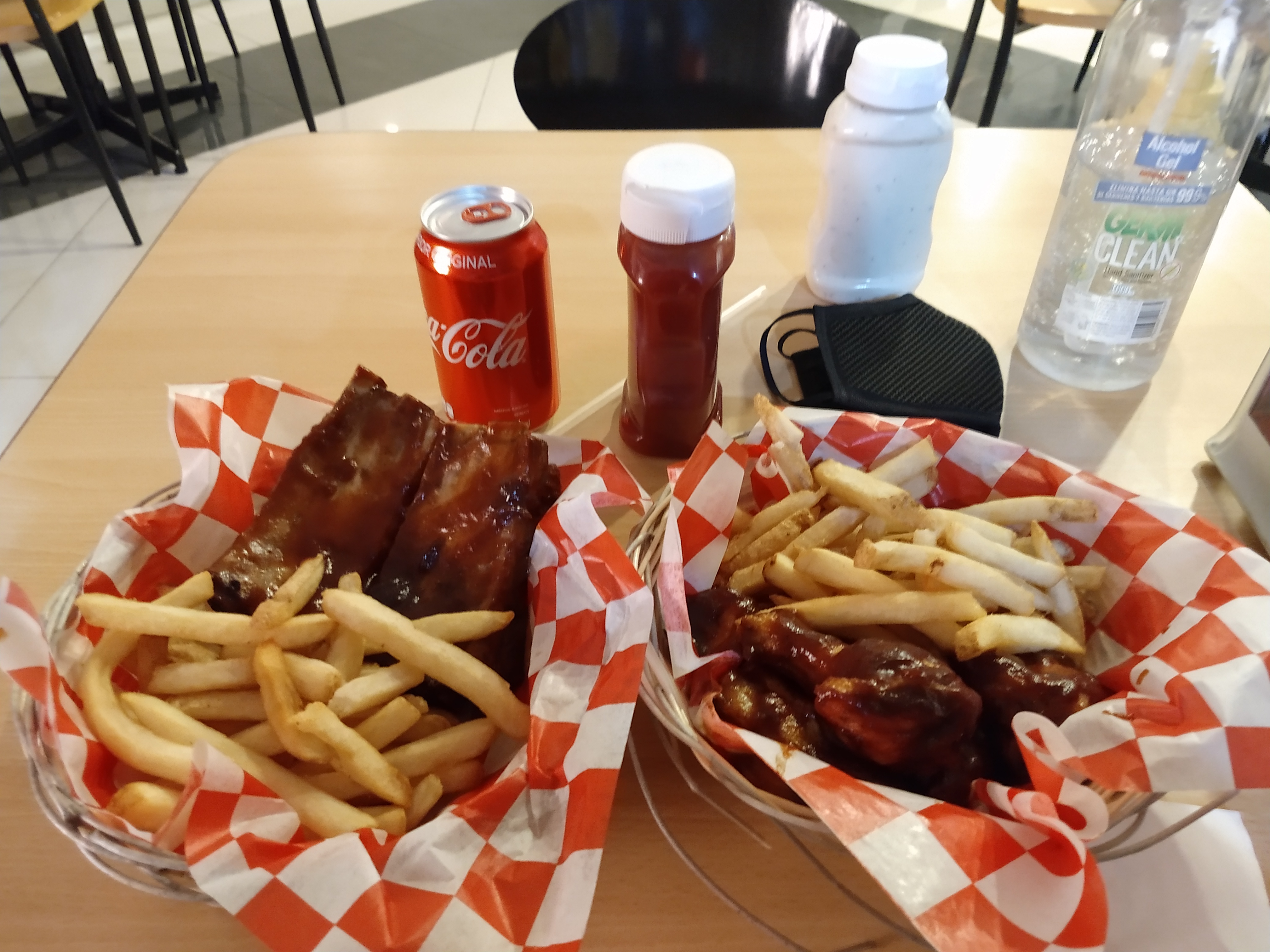 Edy's Pizza Restaurant image 7