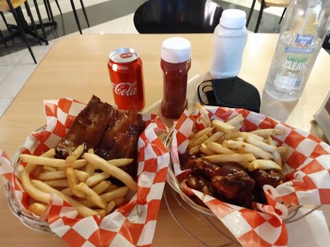 Edy's Pizza Restaurant image 7