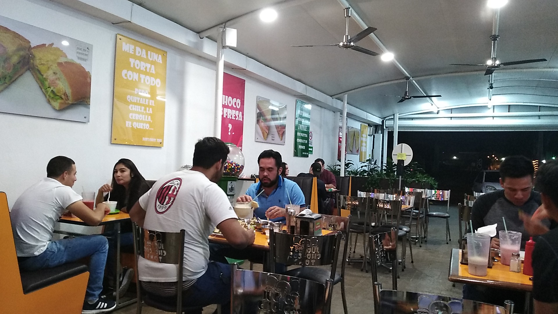 Lonchería y Restaurant "San Sebas" image 1