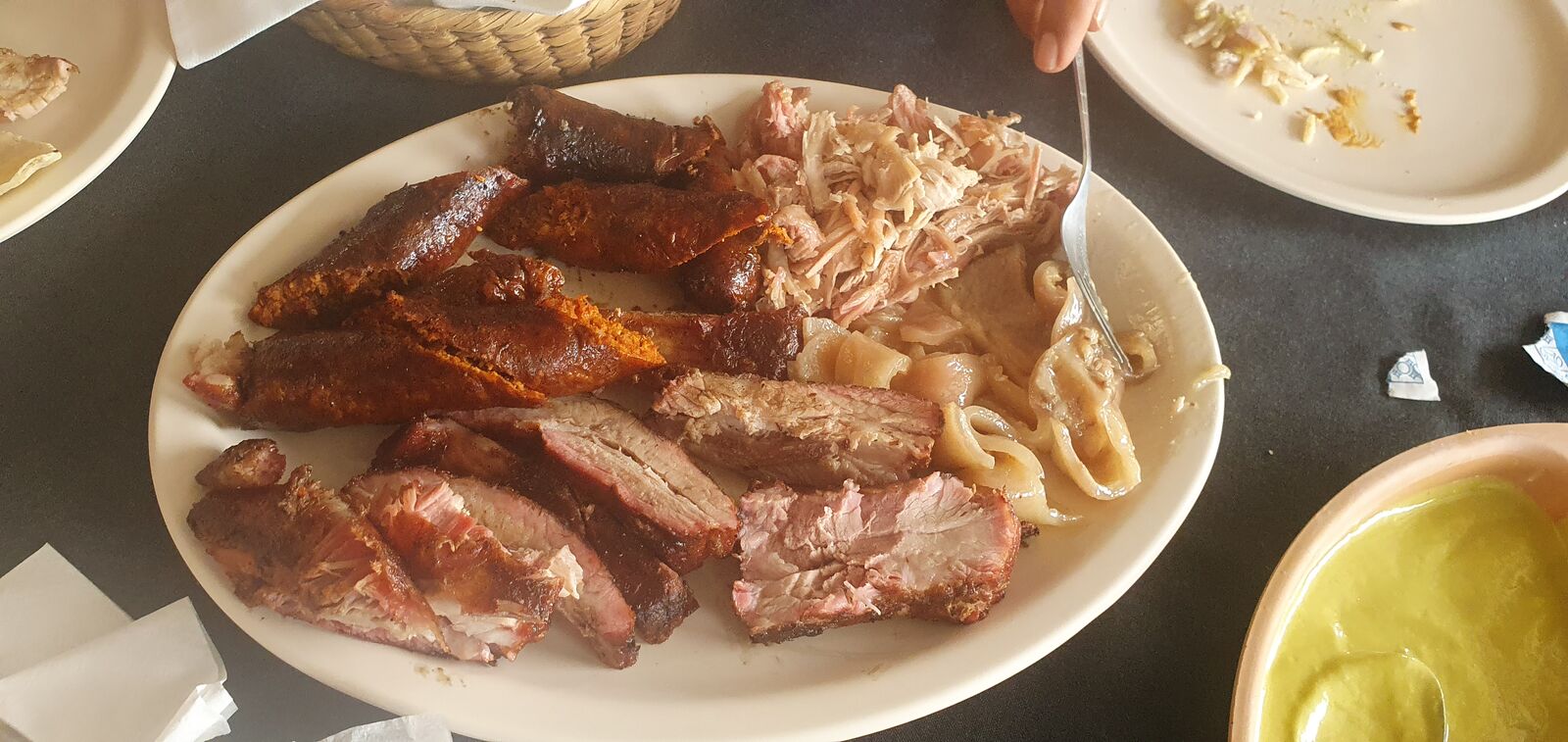 Pollos Y Carnes Ahumadas La Sierra image 2