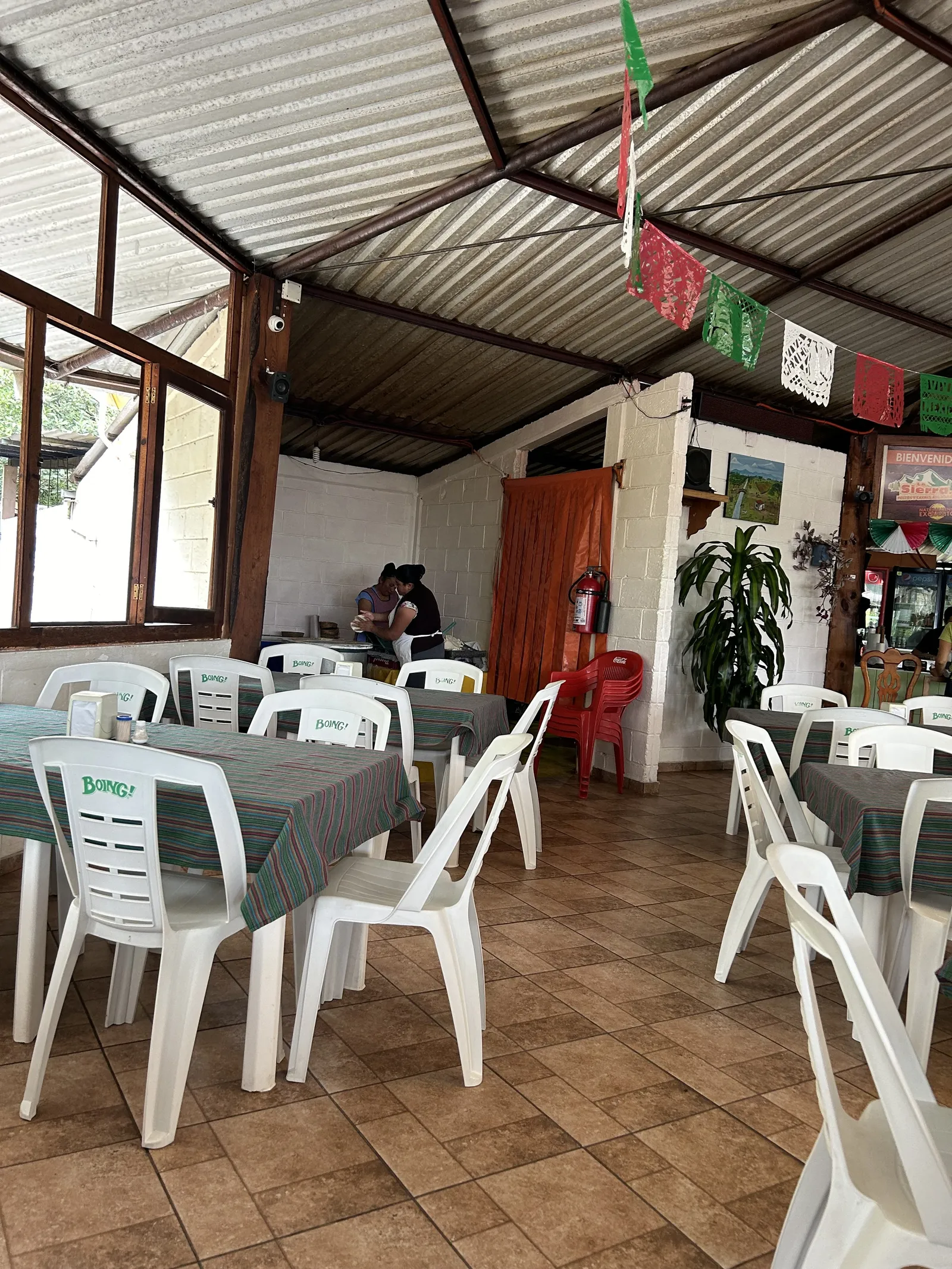 Pollos Y Carnes Ahumadas La Sierra image 3
