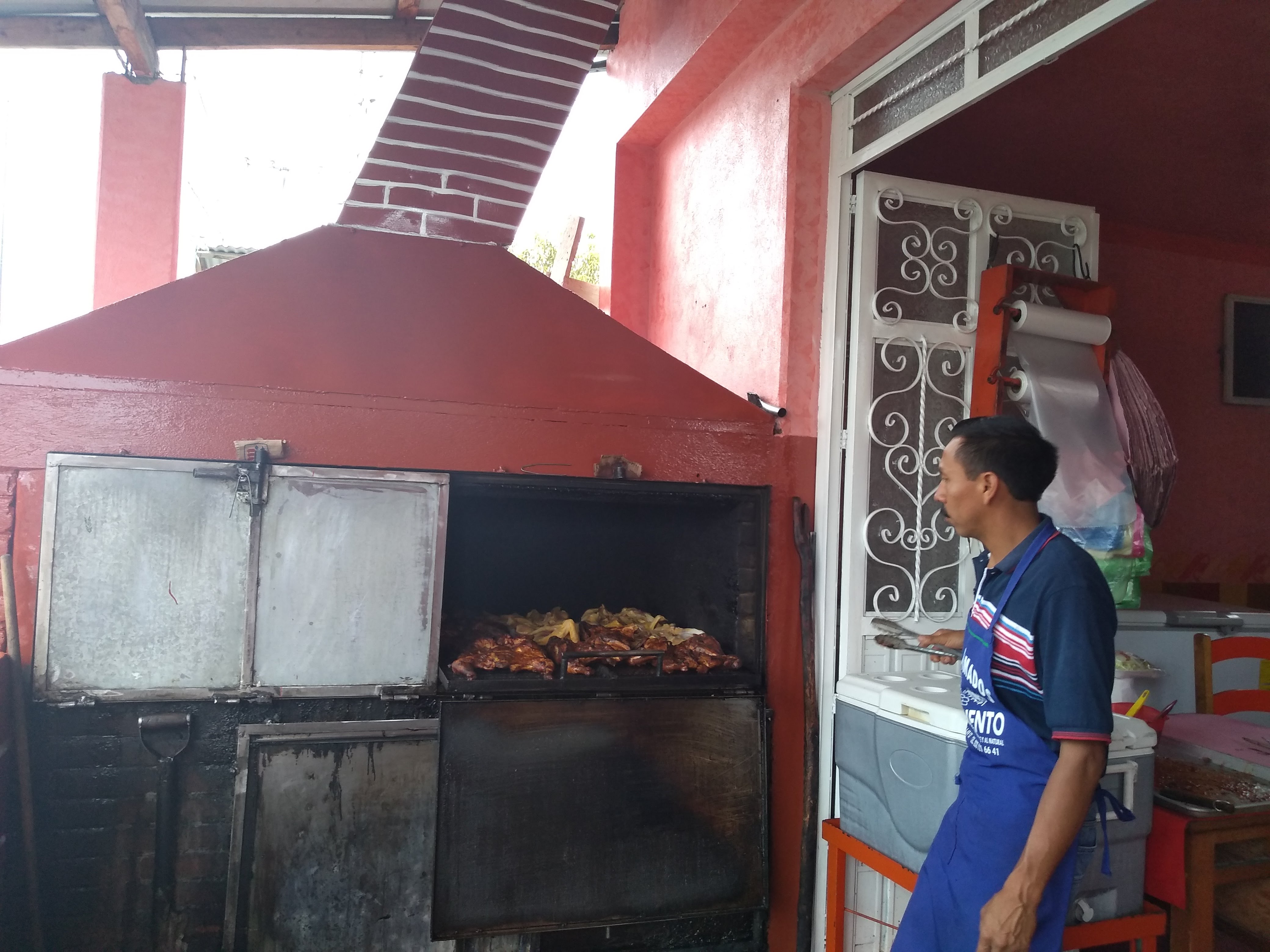 Pollos Ahumados El Libramiento image 7