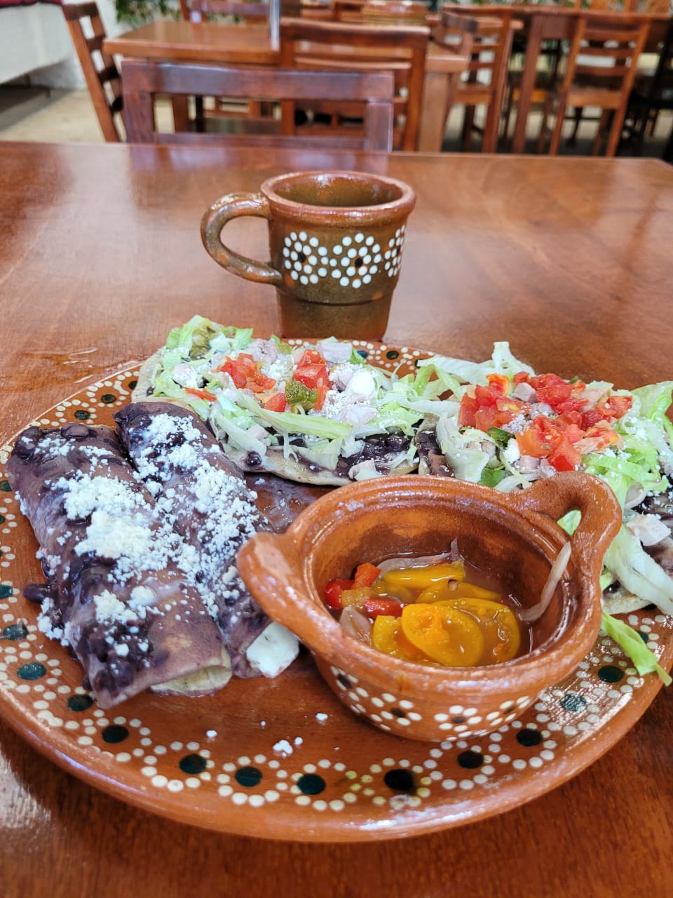 "Las Cazuelas Buffet" image 4