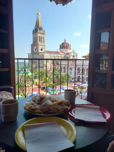 Restaurant Yoloxochitl. Cuetzalan image 5