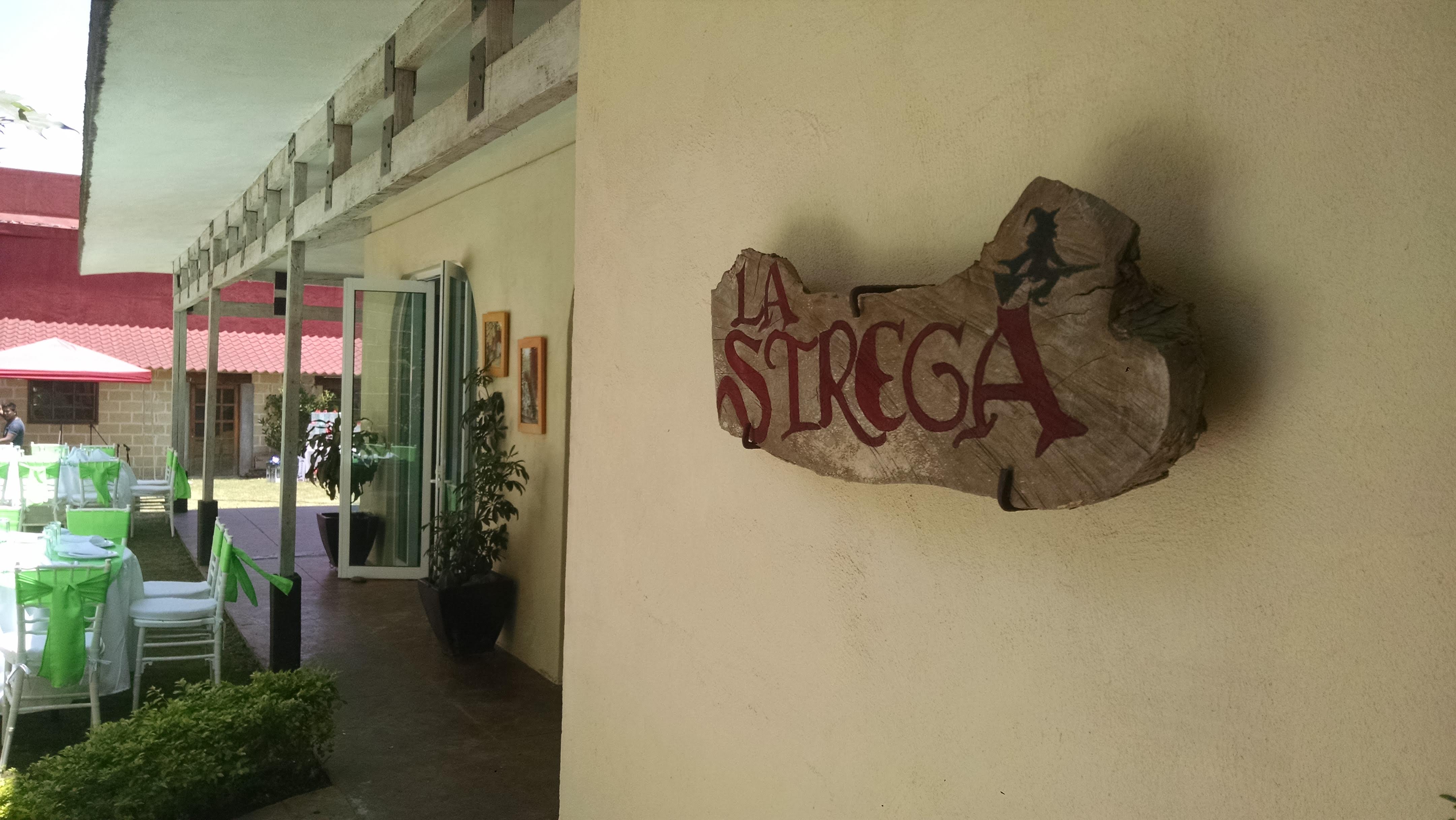 Salon "La Strega" image 5