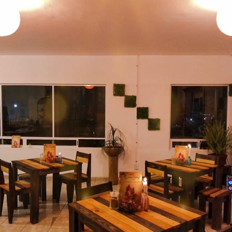 Eurus Restaurante (Ensaladas) image 1