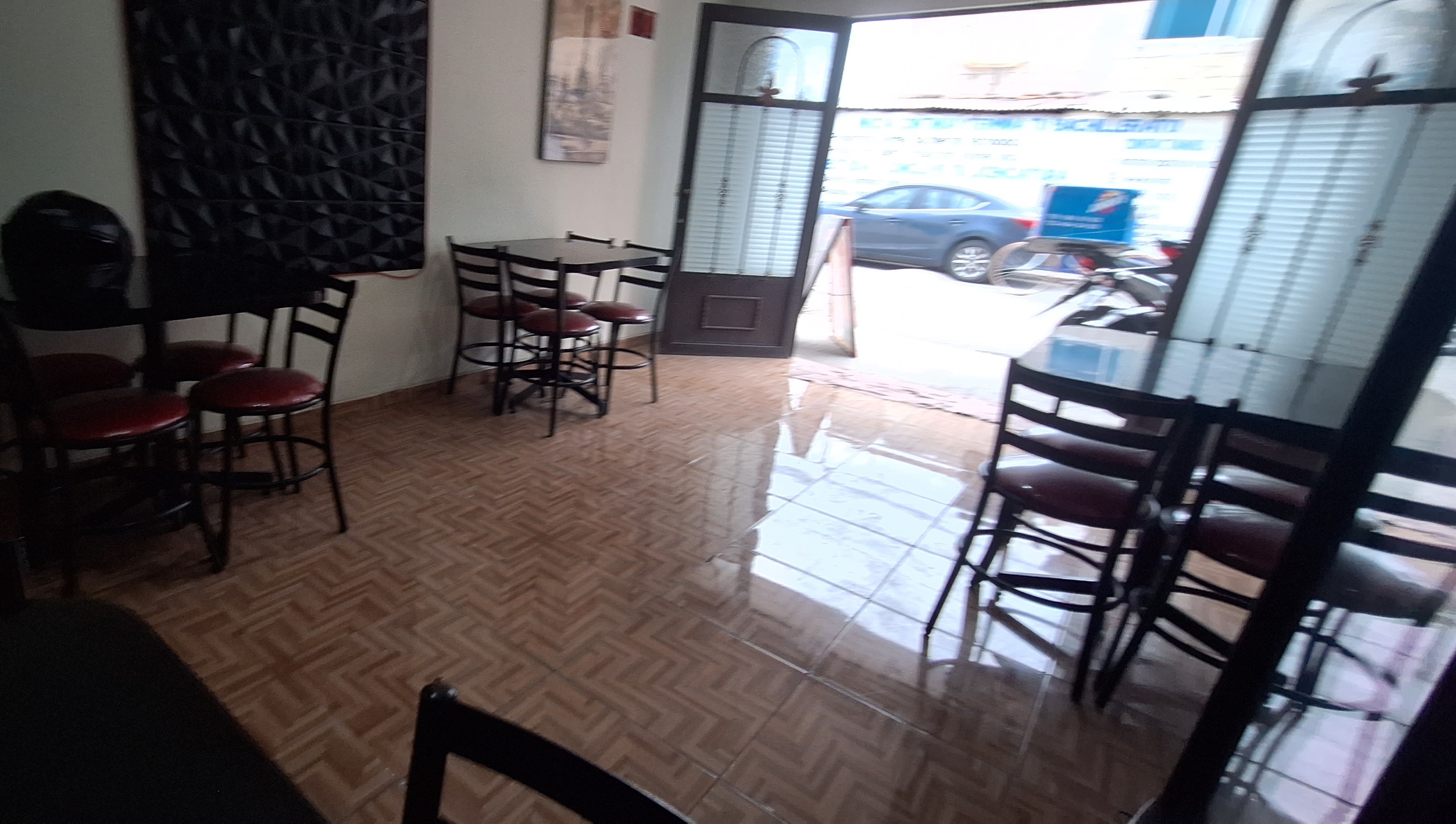 JUNIOR´S Pizza image 3