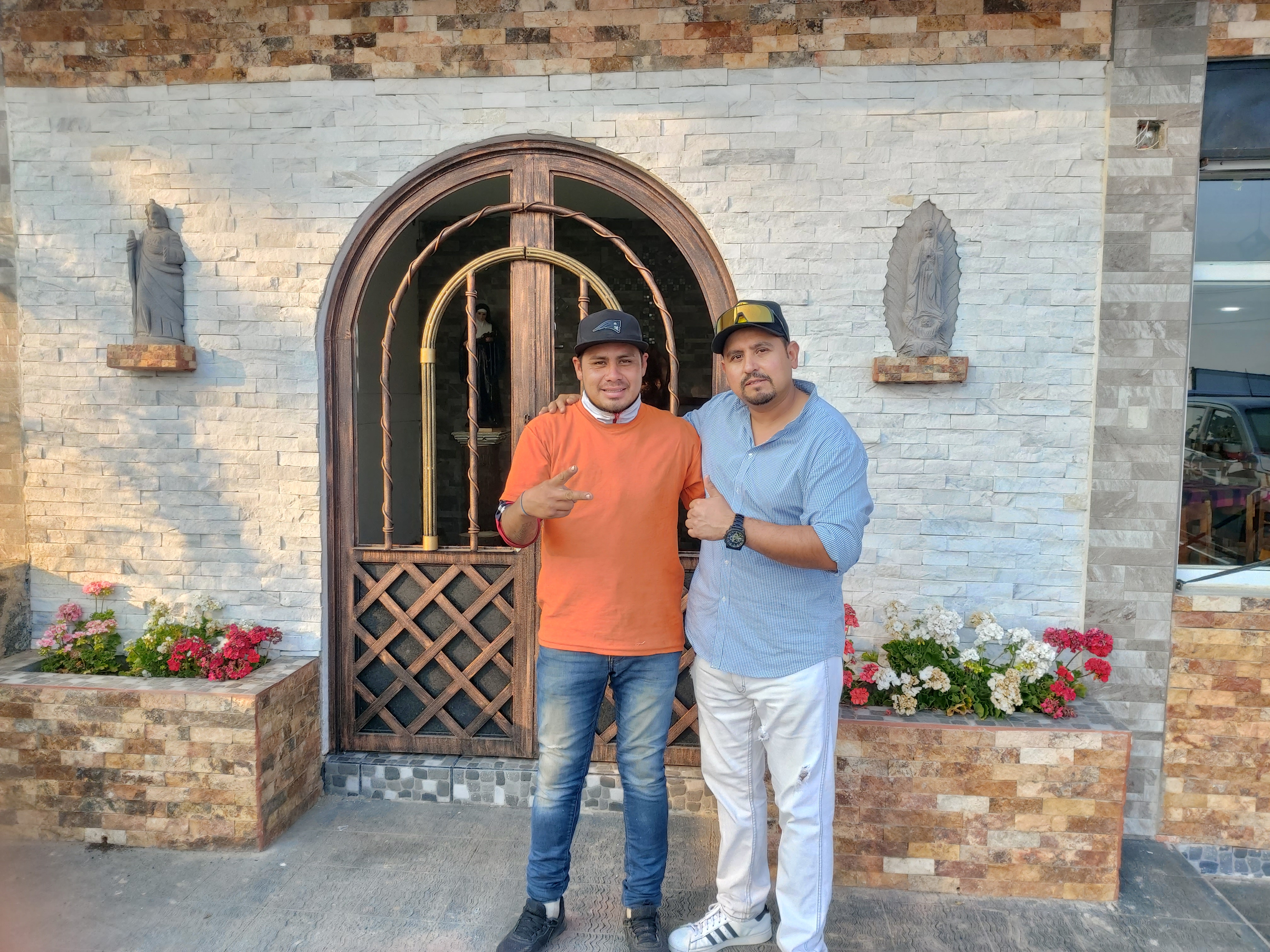 PEPE'S BUFFET & TACOS image 7