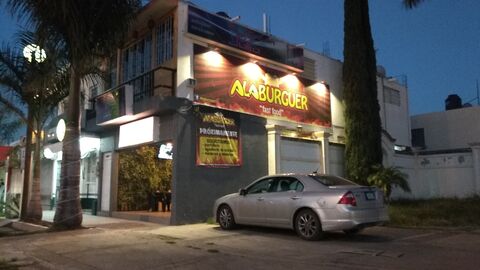 Ala Burguer image 5