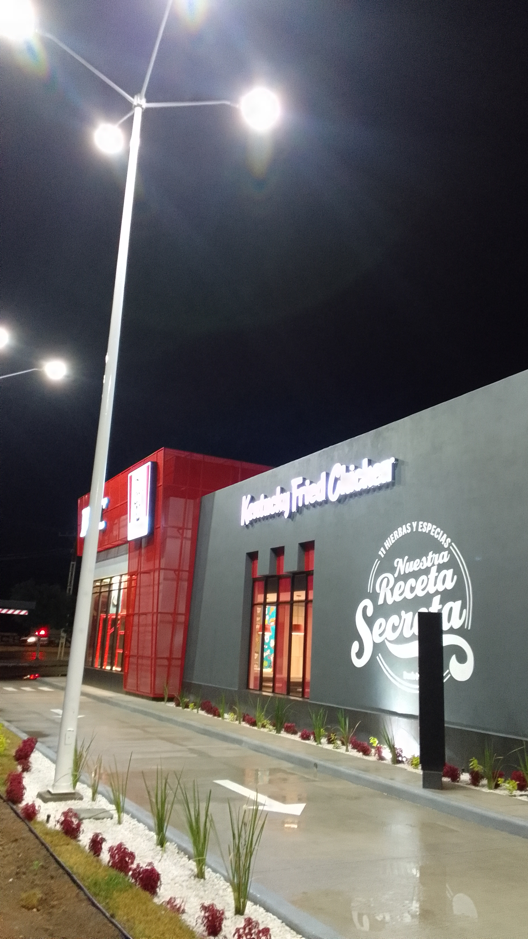 KFC GRAN ARIA image 8