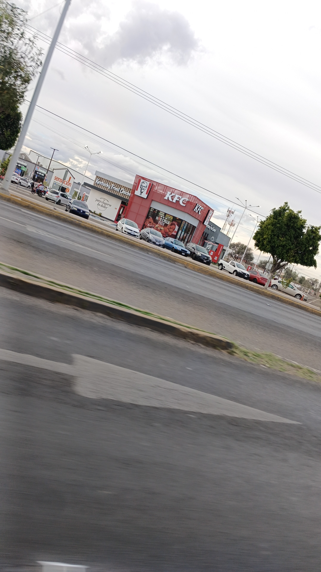 KFC GRAN ARIA image 10