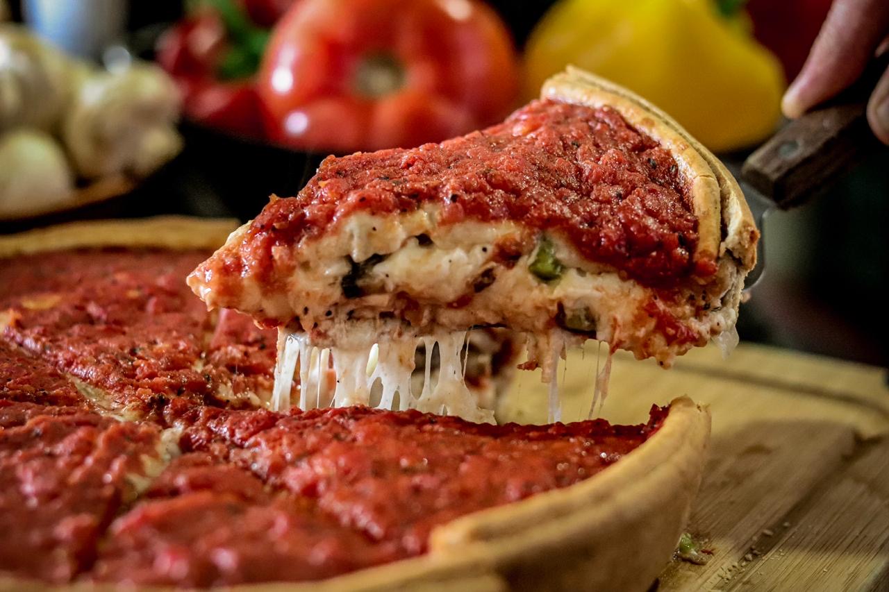 Luciano's Pizzería image 2