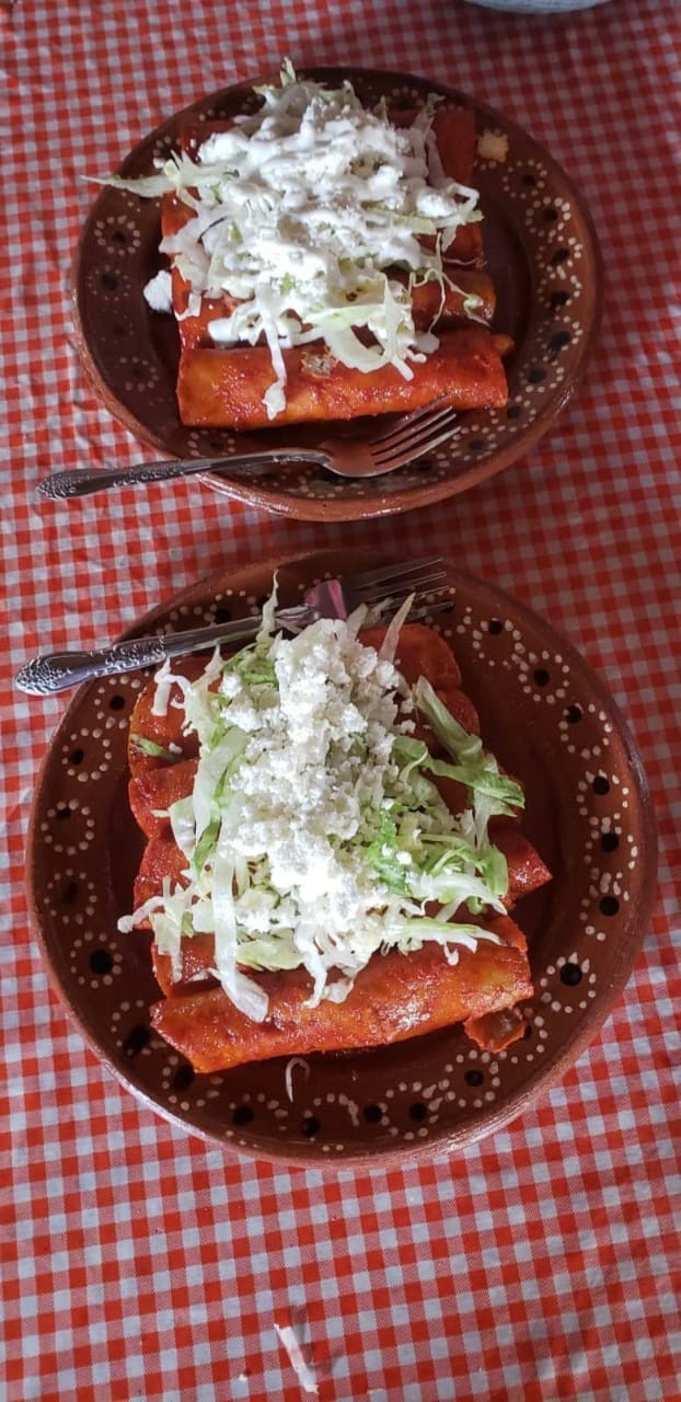 Marscos Y Tortas La Curva image 10