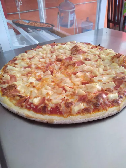 Juanelo's Pizza image 1