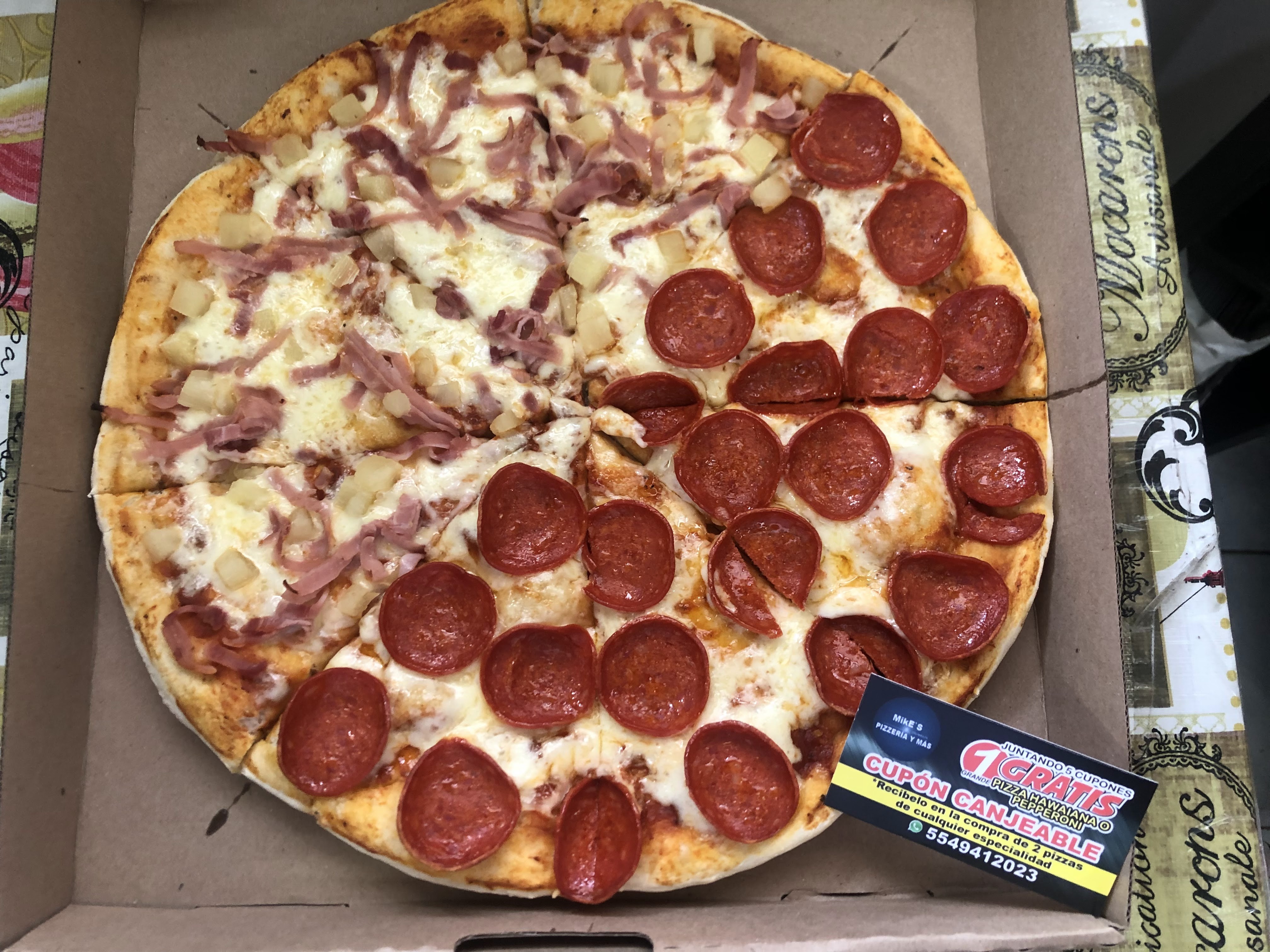 Mike’s Pizzería y Mas image 10