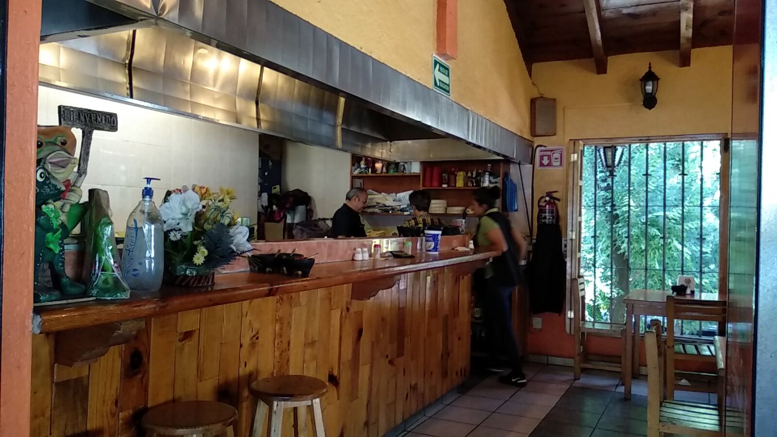 La Ranita image 5