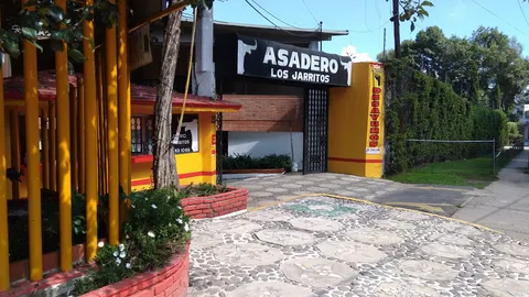 Los Jarritos image 5